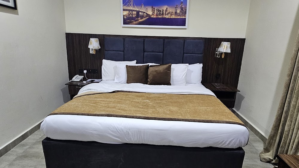 Vinpy Hotels photo 3